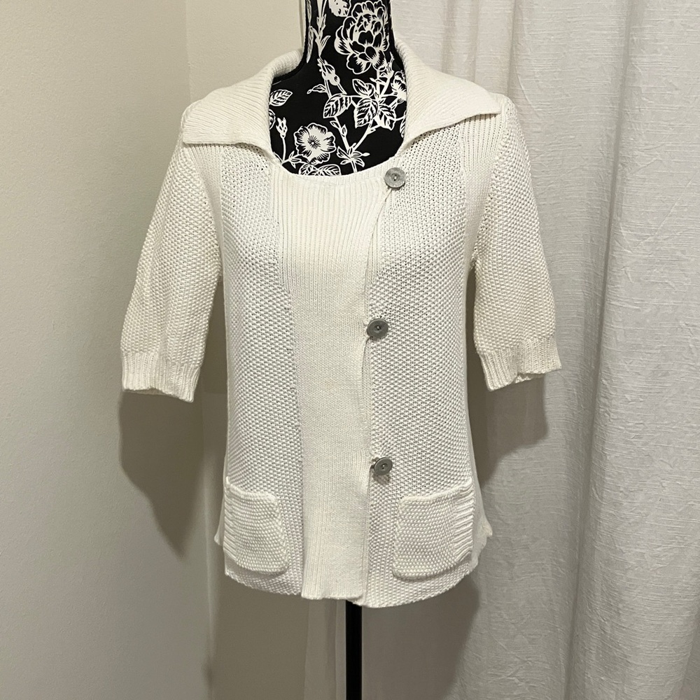Elegant White Women's Cardigan with Button Accents